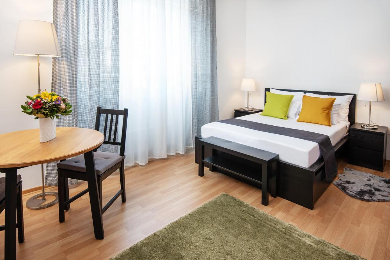 Studio Apartment Financial Park Beograd Eksteriør billede