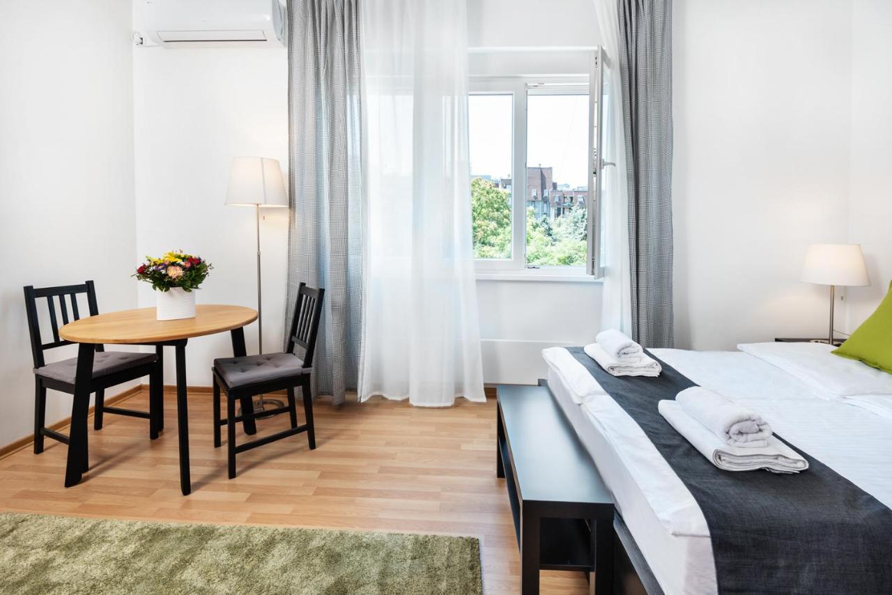 Studio Apartment Financial Park Beograd Eksteriør billede