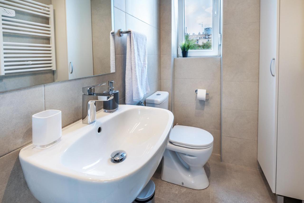 Studio Apartment Financial Park Beograd Eksteriør billede